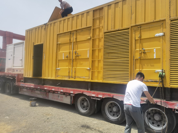 潮安发电机出租100KW发电机需要什么规格的电缆线？